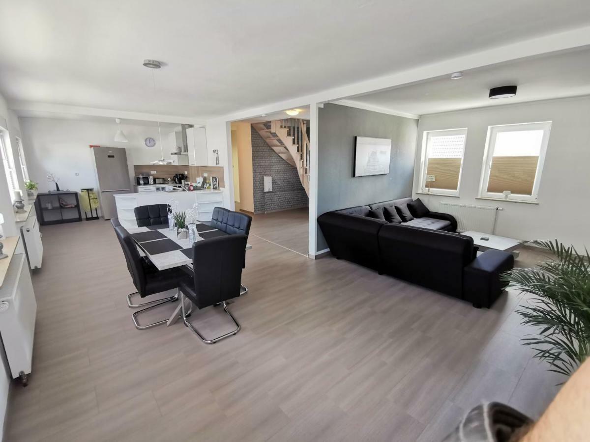 Ferienwohnung bei Schwarzkopf Nordenham Exterior foto